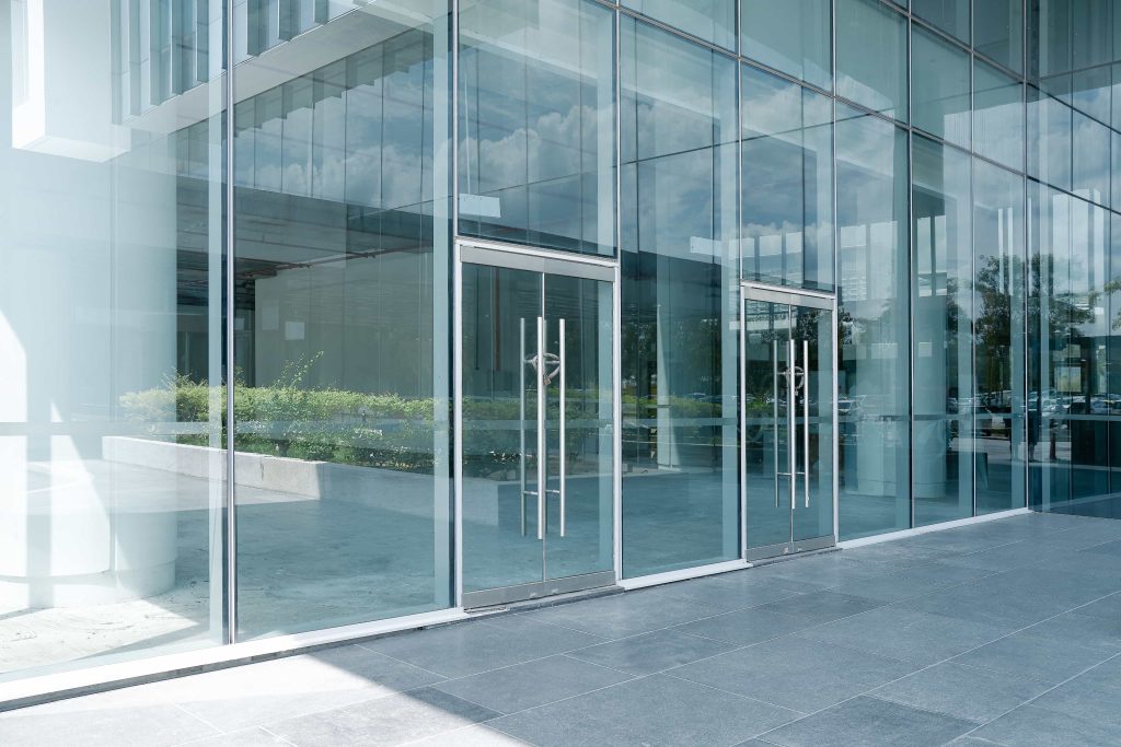installation-glass-walls